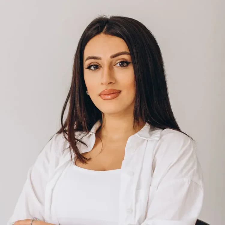 Ulkar Azizova Account Executive